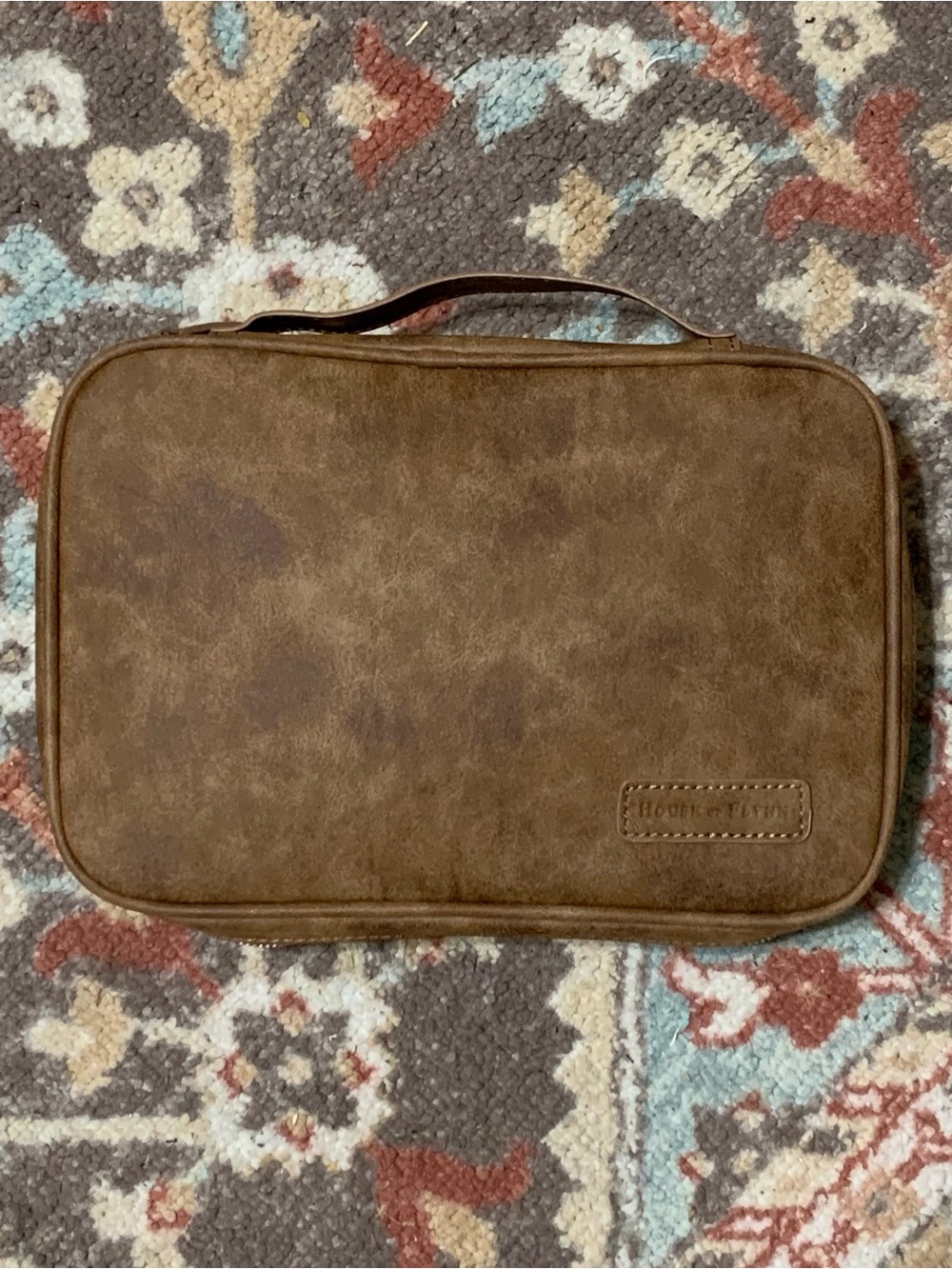 House of Flynn Slim Organization Case in Willow Root